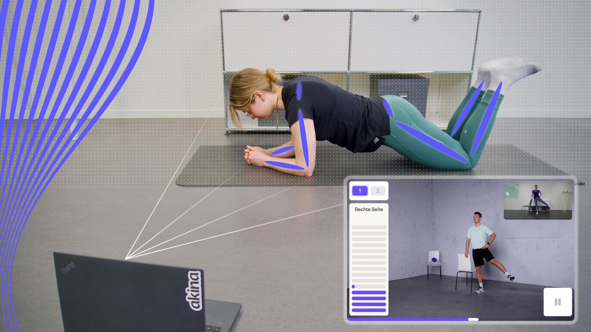 Eine Frau führt eine modifizierte Planke aus, während sie den Anweisungen eines virtuellen Fitnesstrainers folgt, die auf einem Laptop-Bildschirm angezeigt werden. Digitale Grafiken heben ihre Körperhaltung und -ausrichtung hervor.